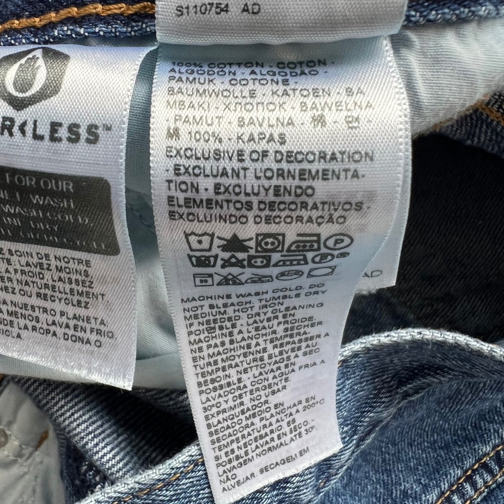 LEVI'S 80s Mom Jean Women's Size 29x30 25" Inseam Distressed Raw Hem Premium - Picture 14 of 16